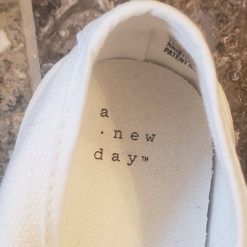 A New Day White Canvas Sneakers, Size 10 - Picture 6 of 8